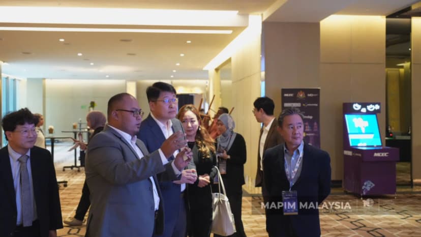 Exploring Empathy Through VR: Survey Insights from Gaza Time Tunnel at ImmerseKL 2025